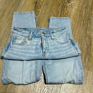 American Eagle Mom Jeans